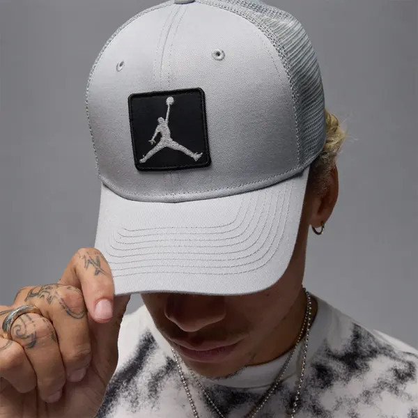 NIKE Jordan Rise สีขาว